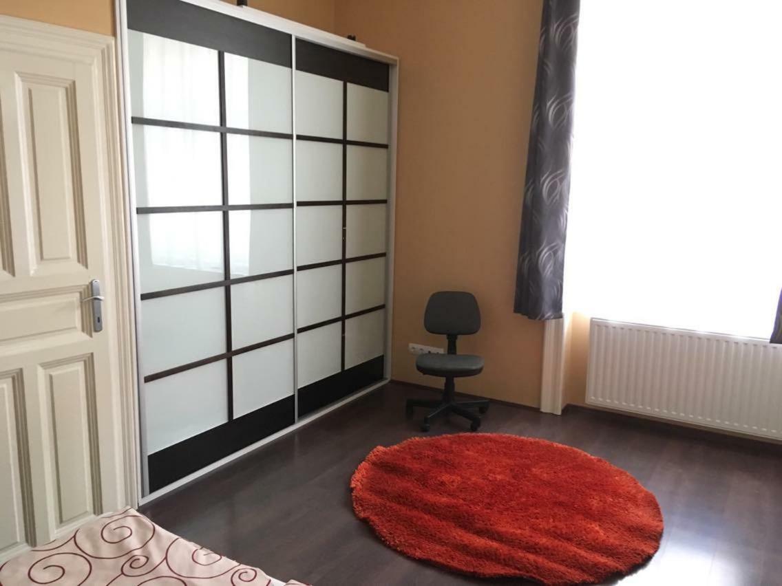 Adam's Flat Apartment